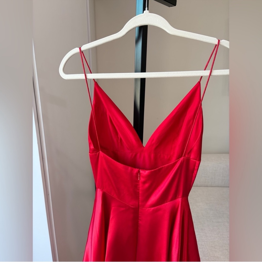 Sherri Hill Red Plunge V-Neck Ball Gown - Picture 4 of 14